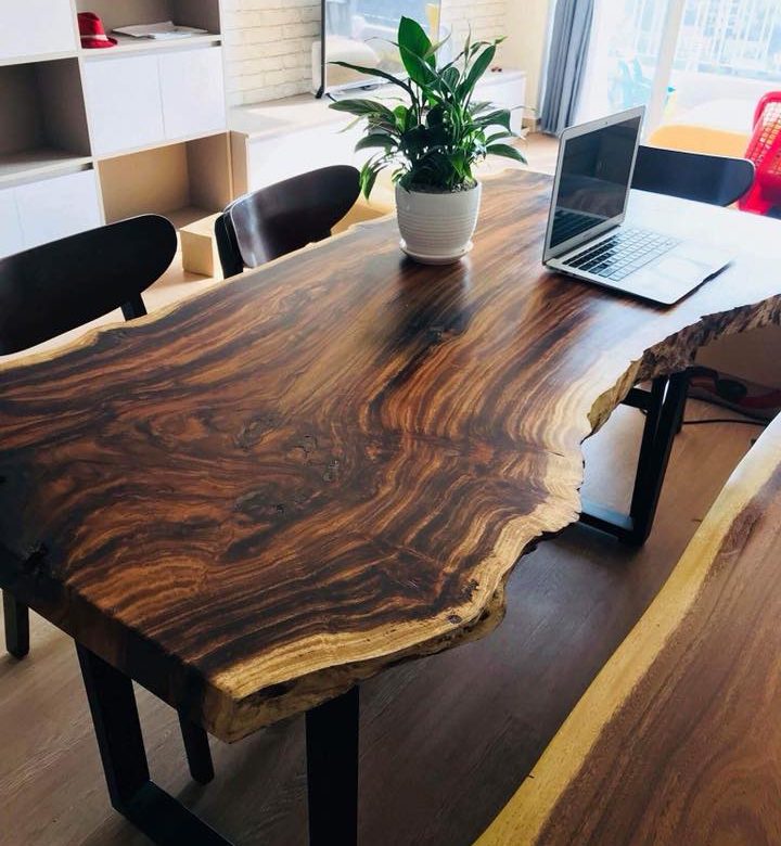 bàn làm việc gỗ me tây thêm sinh động không gian ngôi nhà bạn