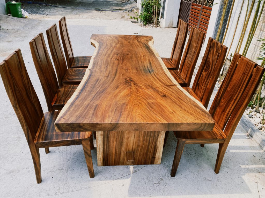 Trọn bộ bàn ghế gỗ nguyên tấm 8 ghế gỗ tự nhiên